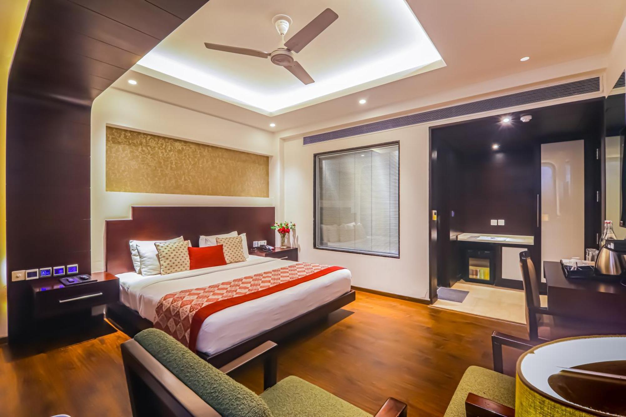 Hotel Godwin Deluxe -Free Airport Pickup -Traveller'S Choice Award Winner 2025 Нью-Делі Екстер'єр фото