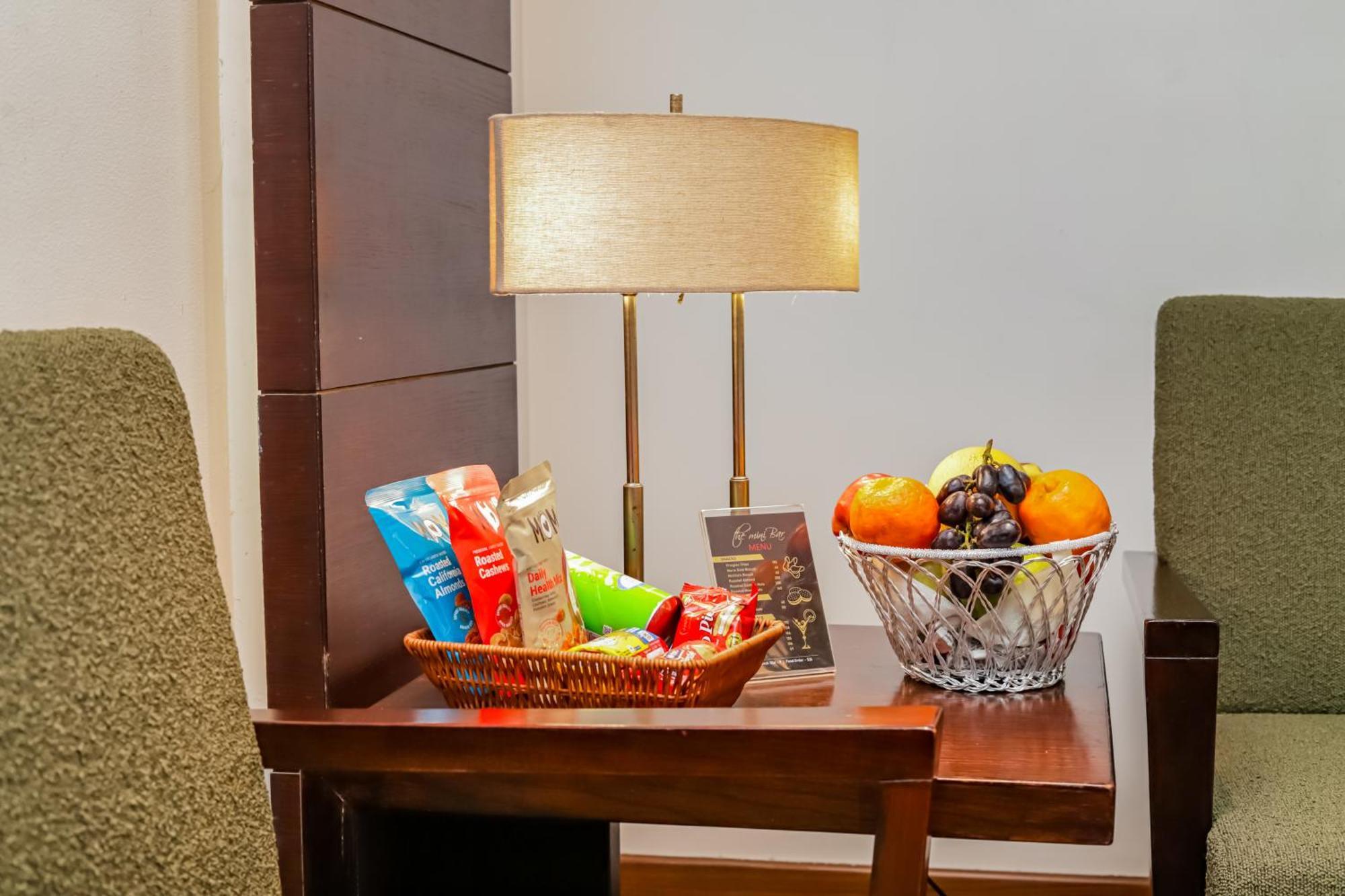 Hotel Godwin Deluxe -Free Airport Pickup -Traveller'S Choice Award Winner 2025 Нью-Делі Екстер'єр фото
